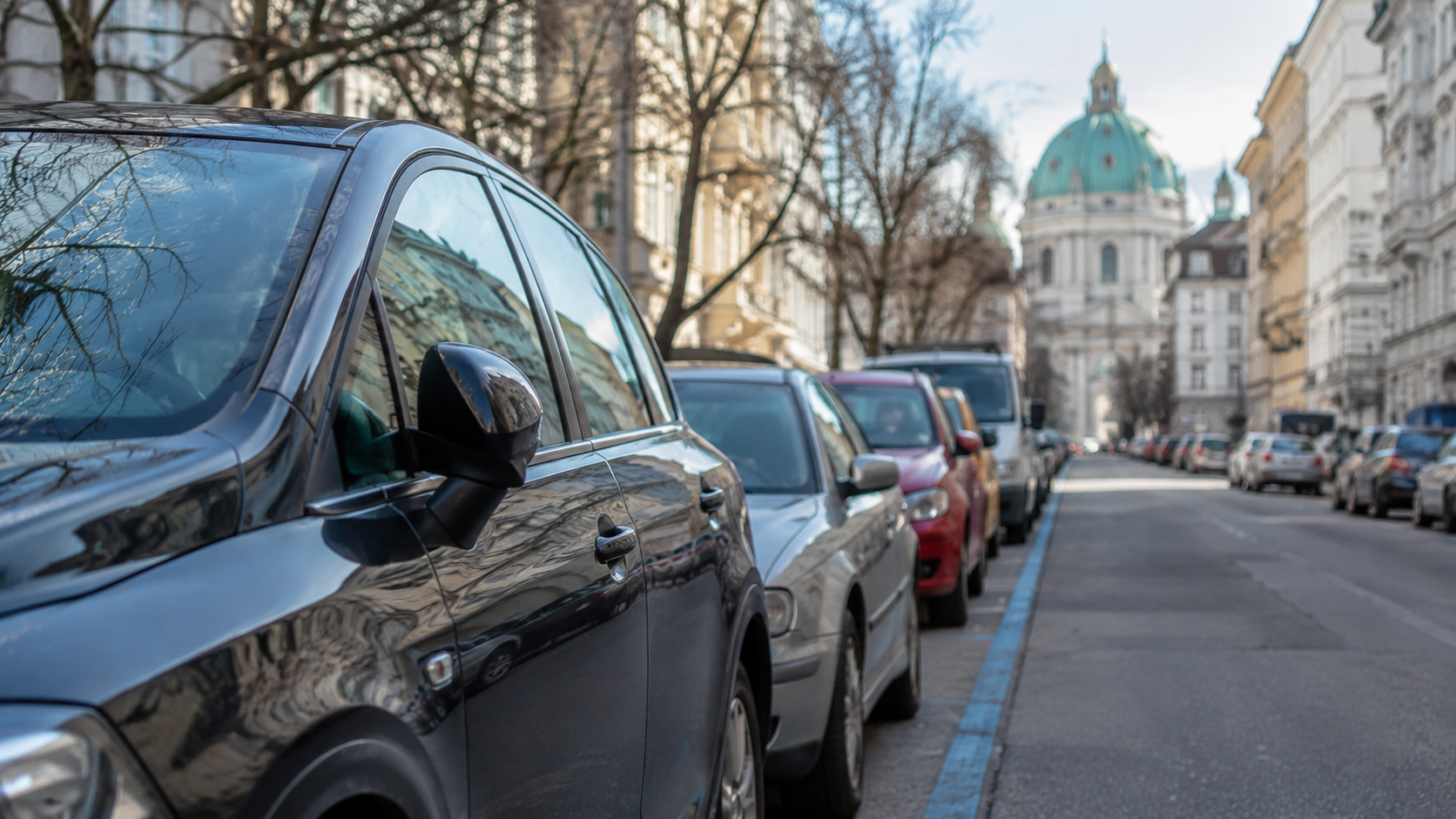 Parkpickerl Wien 2026 kostet 13 Euro pro Monat. Alle Tarife, Gebühren, neue Anwohnerzonen, Parkscheinpreise, Regeln für 23 Bezirke und Änderungen ab September im Überblick.